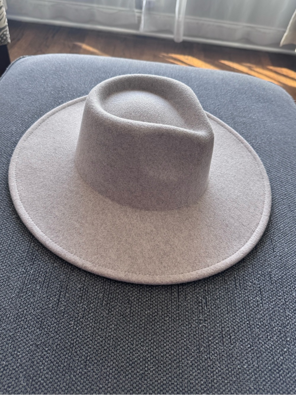 Vegan Wool Felt Wide Brim Fedora Hat - Light Taupe